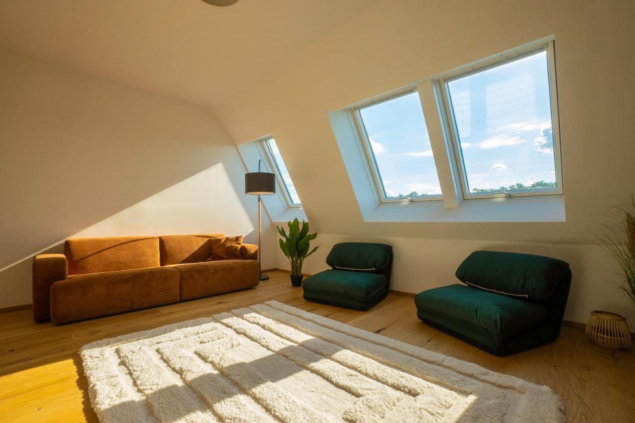 Orestaliving - Penthouse In 2Nd District With View Wien Eksteriør billede