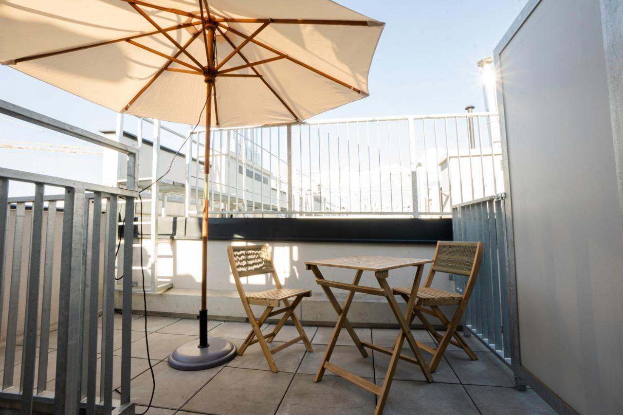 Orestaliving - Penthouse In 2Nd District With View Wien Eksteriør billede