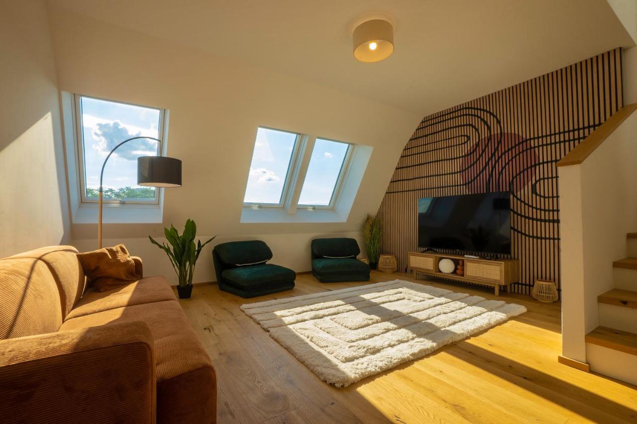 Orestaliving - Penthouse In 2Nd District With View Wien Eksteriør billede